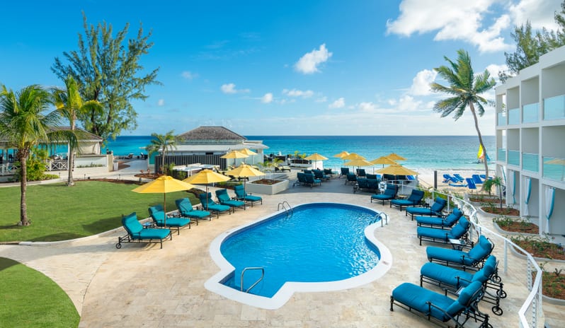 Sea Breeze, Adult pool